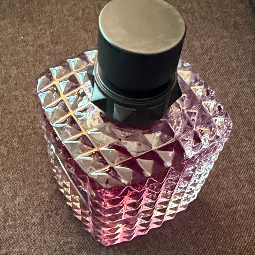 Valentino Donna Purple Melancholia Eau de Parfum - Picture 5 of 5